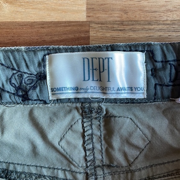 3/$20 DEPT Camouflage Skirt - Picture 2 of 6